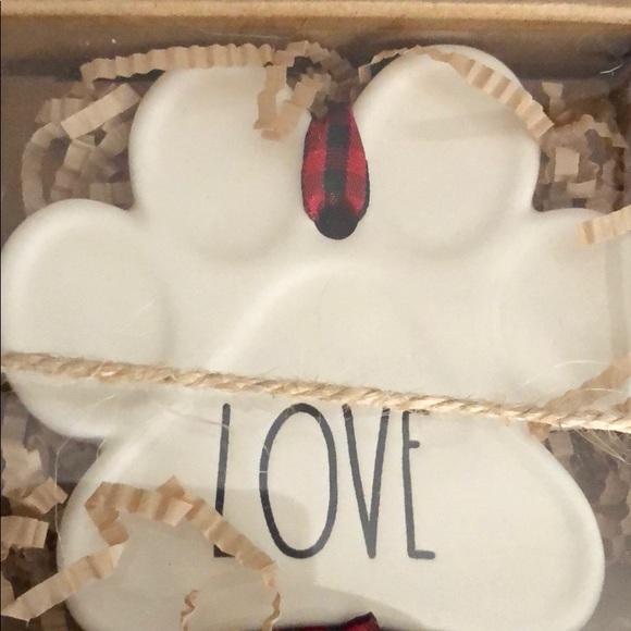 RAE DUNN  |  Kitty Christmas Ornaments - Picture 4 of 4